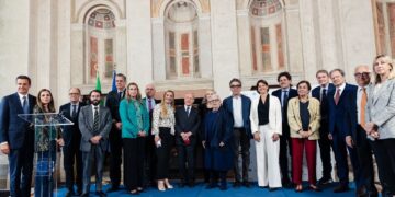 XIV Edizione del «Premio De Sanctis» per la letteratura: Gianni Letta, Filippo Patroni Griffi, Daria Perrotta, Roberto Nicolucci e altri insigni partecipanti alla Villa Madama. Videomessaggi istituzionali di Matteo Piantedosi, Giuseppe Valditara e Alberto Barachini