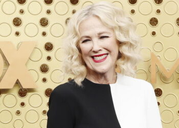 Addio a Catherine O’Hara, protagonista in Mamma ho perso l’aereo