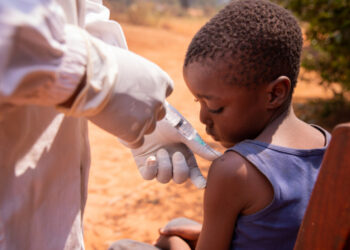 Morto l’epidemiologo William Foege, debellò il vaiolo e promosse le vaccinazioni nel mondo