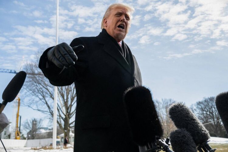 “Il tempo sta per scadere”, ultimatum di Trump all’Iran. Ira di Teheran: “Reagiremo”