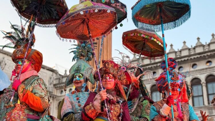 ‘La corte dell’Elefante Bianco’ migliore maschera del Carnevale di Venezia 2026