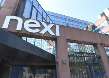 Escono i fondi Bain e Advent, il patto di Nexi scende al 41,4%