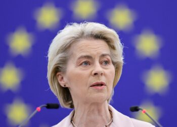 L’Ue vuole abbassare le bollette dell’elettricità, pronte le proposte al Consiglio