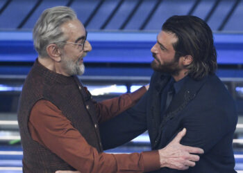 All’Ariston l’abbraccio tra i Sandokan di ieri e di oggi