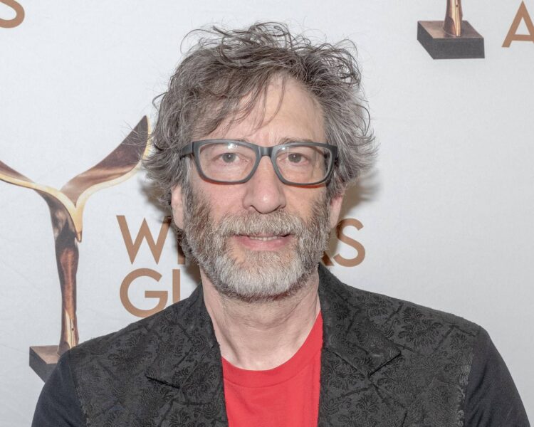 Neil Gaiman rompe il silenzio sulle accuse di molestie: “È tutto falso”