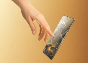 In Italia il Motorola Signature, l’ultrasottile che scatta foto da record