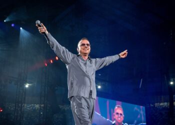 Maria De Filippi convoca Gigi D’Alessio tra i giudici del serale di Amici