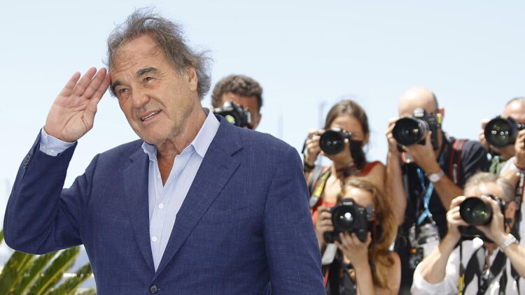 Oliver Stone: “A 40 anni da Platoon l’America non ha imparato la lezione del Vietnam”