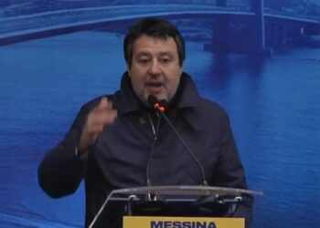 Salvini, ’80 anni che dicono il ponte dopo, e non si fanno strade e ferrovie’