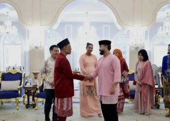 Singapore-Malaysia: ministri asingaporeani incontrano i reali di Johor
