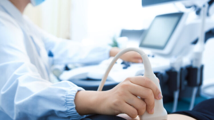 Iss aggiorna linee guida gravidanza fisiologica, sì all’ecografia nel primo trimestre