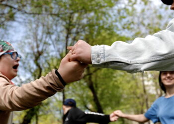 Autismo, campagna social racconta la vita in tutte le sue sfumature