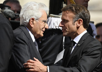 Mattarella scrive a Macron: inammissibile l’attacco all’Unifil in Libano