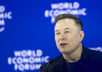 Musk affila le armi in tribunale, ‘Altman fuori da OpenAI’