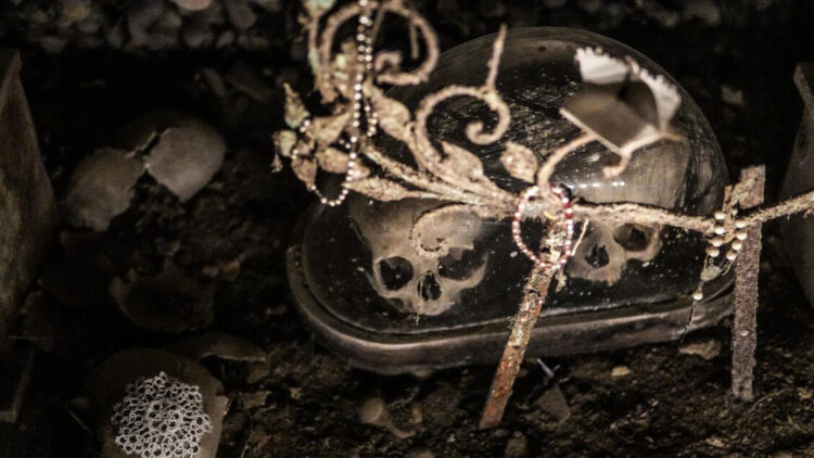 ANSA/ Il rione Sanità di Napoli fa festa, riapre il Cimitero delle Fontanelle