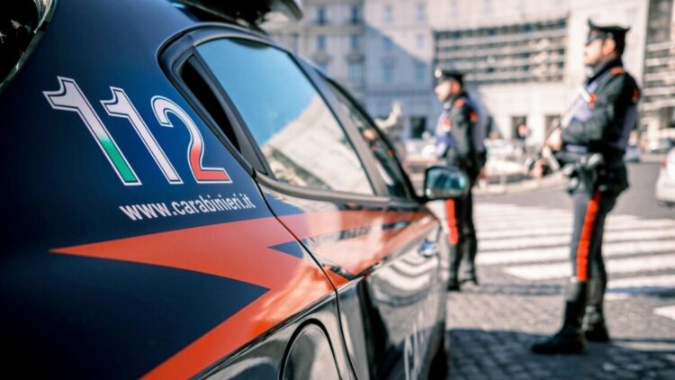 Madre e figlia trovate morte in casa in avanzato stato di decomposizione