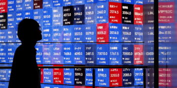 Borsa: Tokyo, apertura in rialzo (+0,49%)