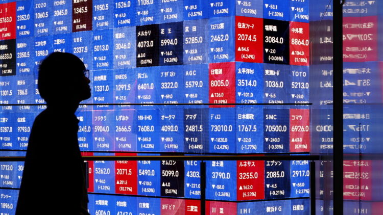 Borsa: Tokyo, apertura in rialzo (+0,49%)