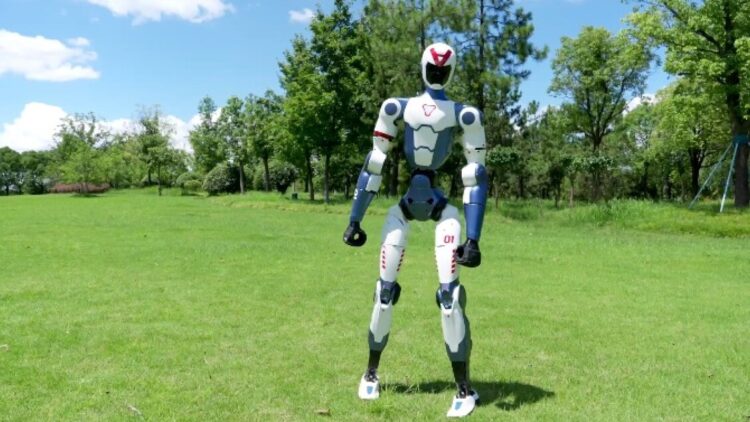 Azienda cinese pronta a vendere su e-commerce il suo robot umanoide ‘economico’