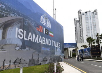 Media, ‘gravi divergenze’ ma i colloqui Usa-Iran proseguono oggi