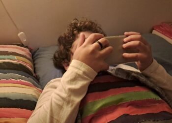 Telefono Azzurro-OpenAI insieme per l’IA a misura di bambino