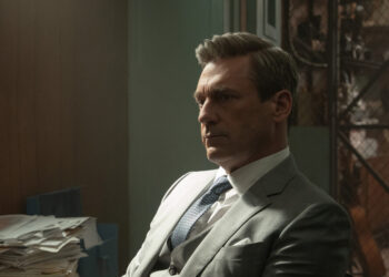 Jon Hamm magnetico e tormentato tra i ricchi di ‘Your Friends and Neighbors 2