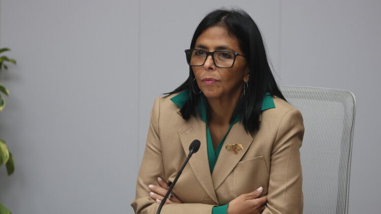 Venezuela, Rodríguez apre alle privatizzazioni tranne che nel petrolio
