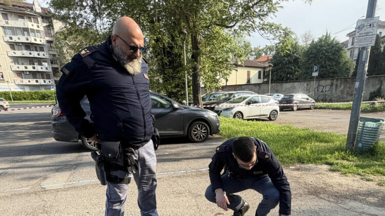 Ragazzo di 25 anni ucciso a Pavia, tre giovani in questura