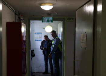 Israele denuncia una nuova ondata di missili lanciati dall’Iran