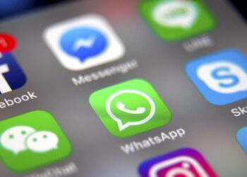 Botta e risposta Elon Musk-WhatsApp sulla privacy della chat