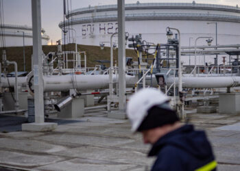 Petrolio russo in Europa nonostante le sanzioni, riapre l’oleodotto Druzhba