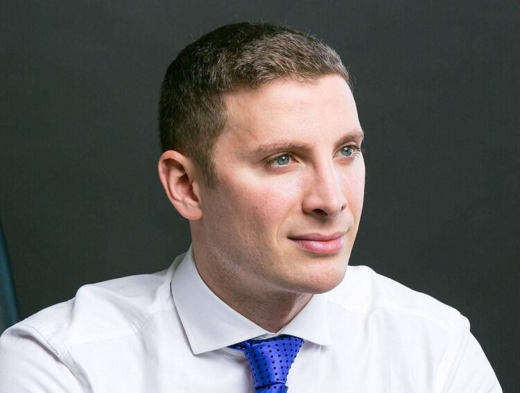 Pax Silica, Helberg attacca i regolamenti Ue: “Così l’Europa resta indietro”