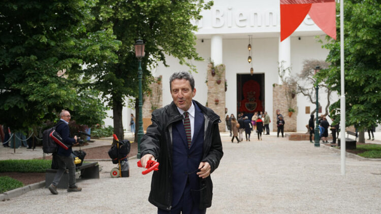 Biennale contro il taglio da 2 milioni, faremo valere le nostre ragioni