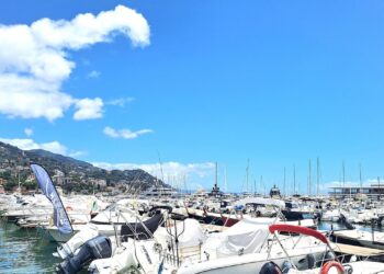 Turismo mare, 100 milioni movimenti passeggeri e Italia 2/a per crociere