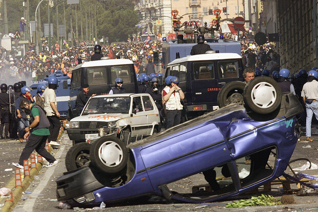 G8 Genova: Placanica, ‘hanno distrutto la vita a me e a Carlo’