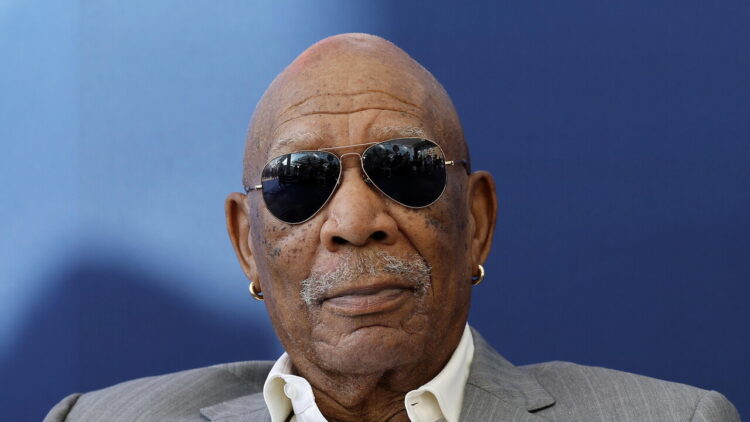 Morgan Freeman debutta nella musica, produce e narra un disco e spettacolo di blues
