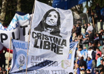 Argentina, sequestrati i beni di Cristina Kirchner nel caso Vialidad