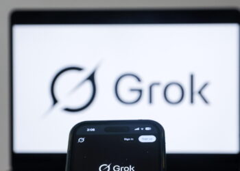 Grok può ancora produrre immagini esplicite, il chatbot di X sotto accusa