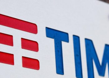 Moody’s mette sotto revisione per un possibile miglioramento i rating di Tim