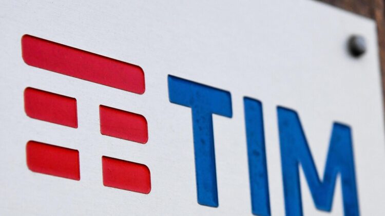 Moody’s mette sotto revisione per un possibile miglioramento i rating di Tim