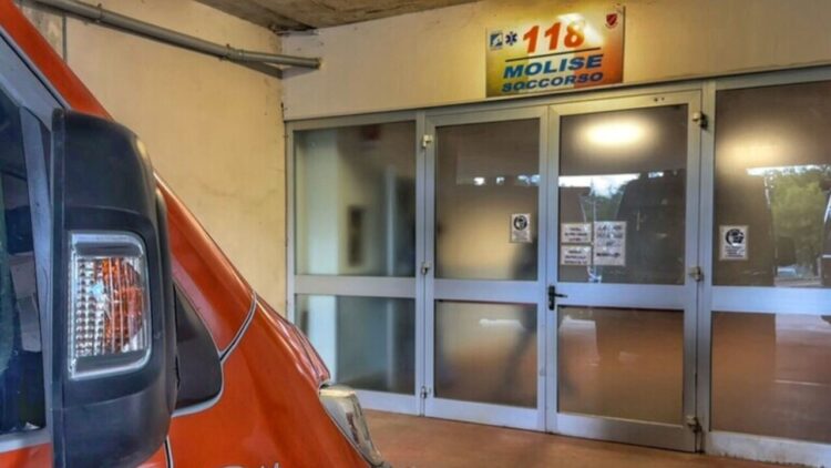 Avviso per 13 incarichi da medico in Molise, ma l’unico candidato non è idoneo