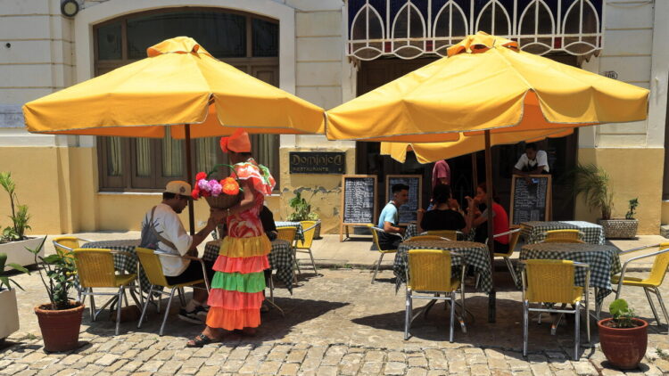Cuba, Havanatur apre ai pagamenti in dollari per i residenti