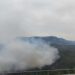 Caldo e vento a 100 km/h, riprende l’incendio sul Monte Morrone