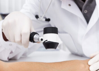 Successo del farmaco antimelanoma, Moderna strappa a Wall Street