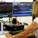 Lo spread in lieve calo a 78,9 punti base, via all’asta per i Btp del 12 agosto