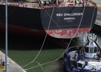 Canale di Panama, transiti ridotti a 32 al giorno per la siccità