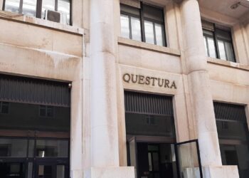 Tentato omicidio di un finanziere a Bari, arrestato un 15enne
