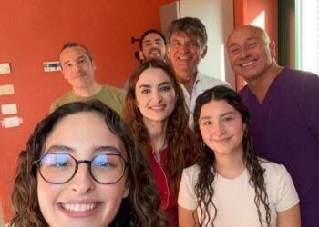Studentessa salvata con un cuore nuovo dopo l’infarto in vacanza a 19 anni